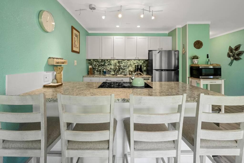 Oceanfront With Aircon-Hear The Waves-Amazing Views-Wifi Lahaina Exterior foto